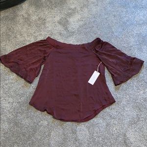 JLo Jennifer Lopez Floral Embroidered Bell-Sleeve Offer Shoulder Small Maroon